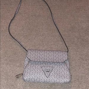 Guess crossbody